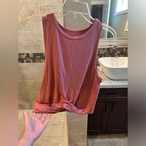 Hollister Peach Curved Hem Crop Top | size L